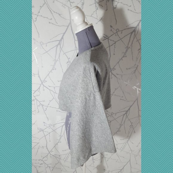 BCBG Maxazria Heathered Gray Kerey Kimono Sleeve Crop Top - Picture 3 of 5